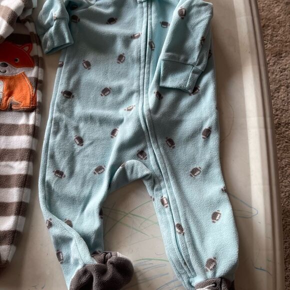 3months Carters Sleepers - Picture 3 of 5